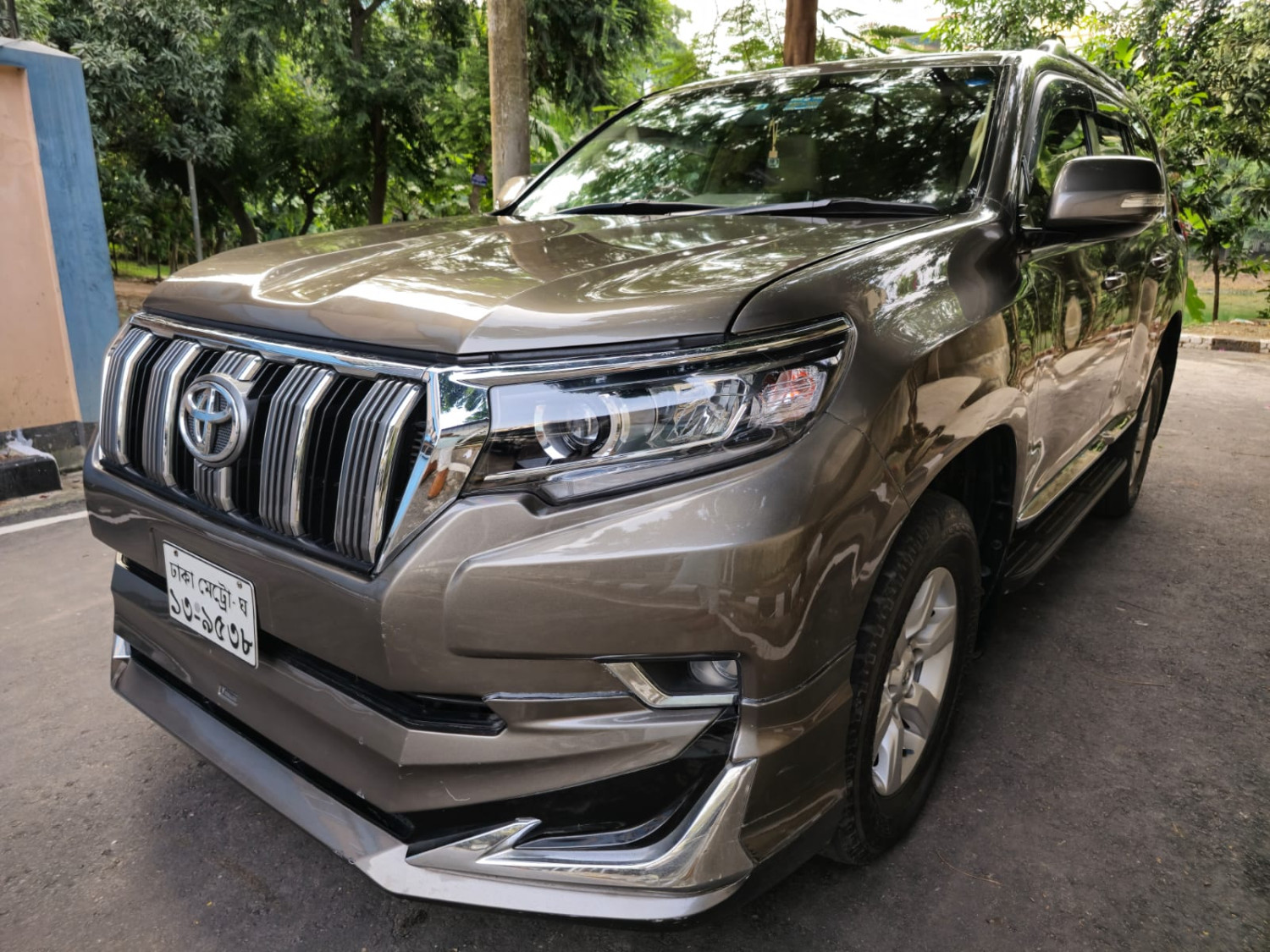 Land Cruiser Prado 2014