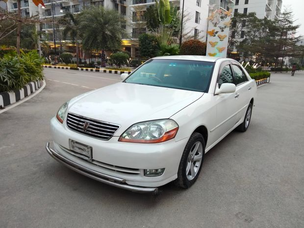 Toyota Mark II Octane 2004