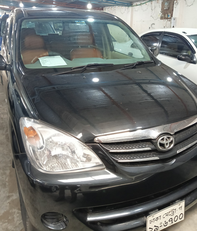 Toyota avanza 2010