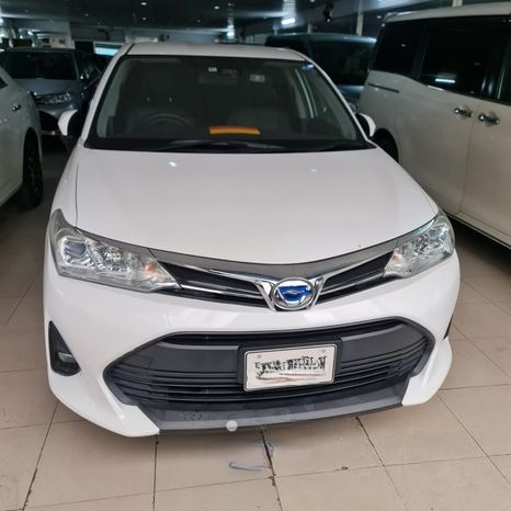 Toyota Axio HYBRID 2018