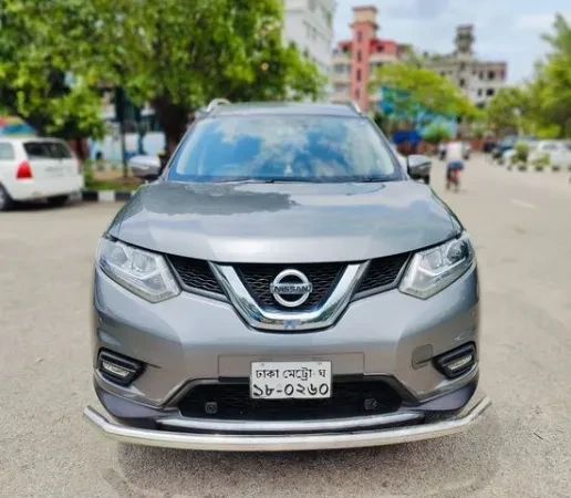 Nissan X-Trail Hybrid 2015