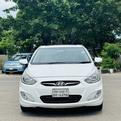 Hyundai Accent 2012