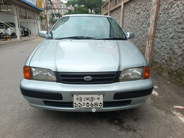 Toyota Corsa 1996