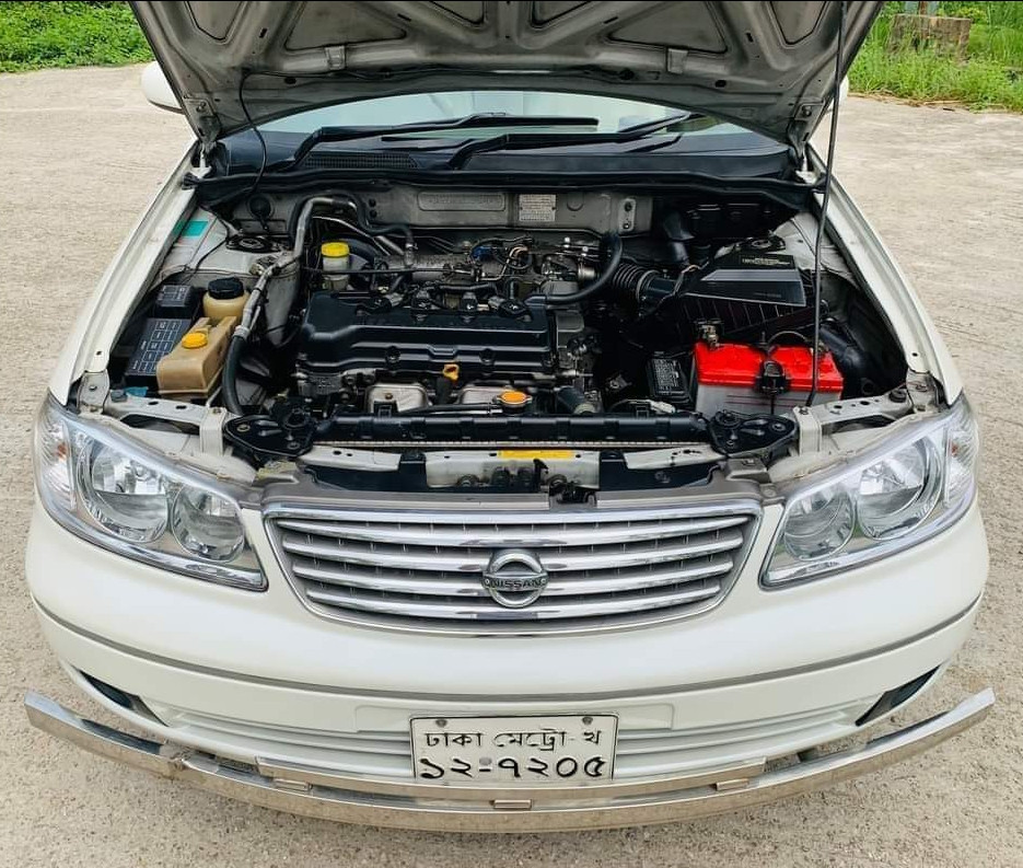 Nissan Sunny 2008